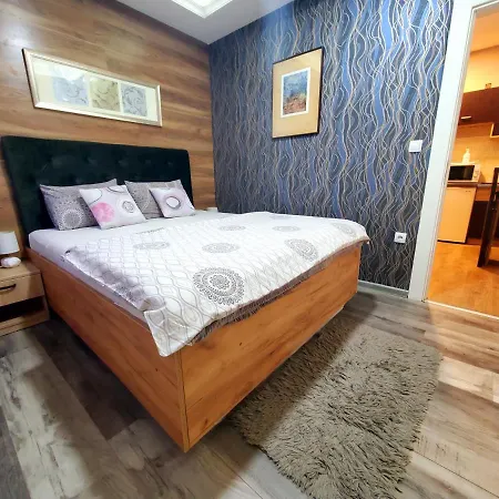 Katanera Apartment *